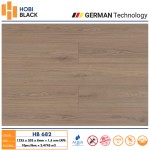 Sàn Gỗ Hobi Black Cốt Đen 8mm HB682